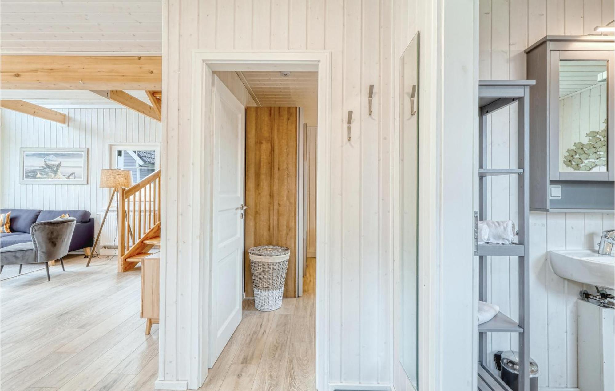 Gorgeous Home In Zerpenschleuse With Sauna Екстериор снимка
