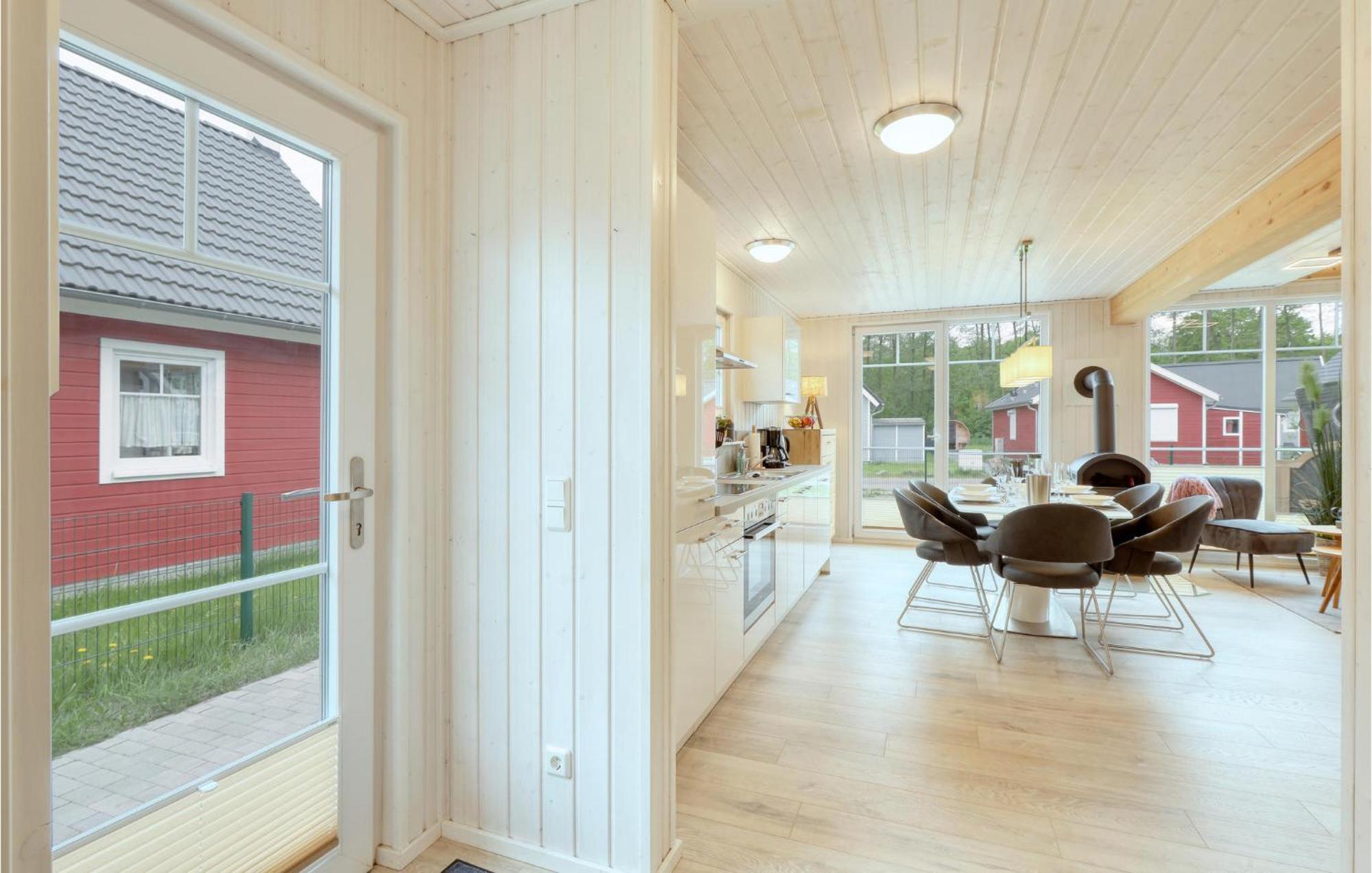 Gorgeous Home In Zerpenschleuse With Sauna Екстериор снимка
